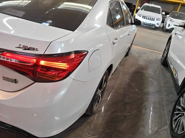 Фото 8 - Toyota Levin Hybrid