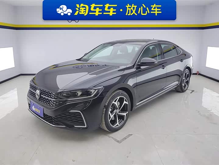 Фото 1 - Volkswagen Passat