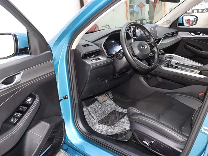 Фото 8 - Geely Preface