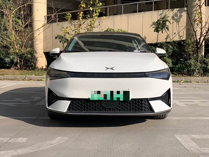 Фото 2 - XPeng P5