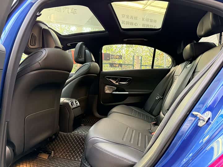 Фото 7 - Mercedes-Benz C-Class