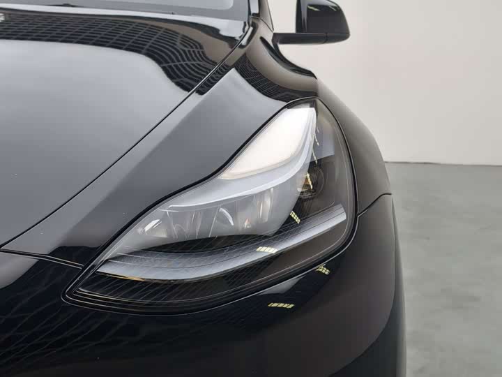 Фото 9 - Tesla Model Y