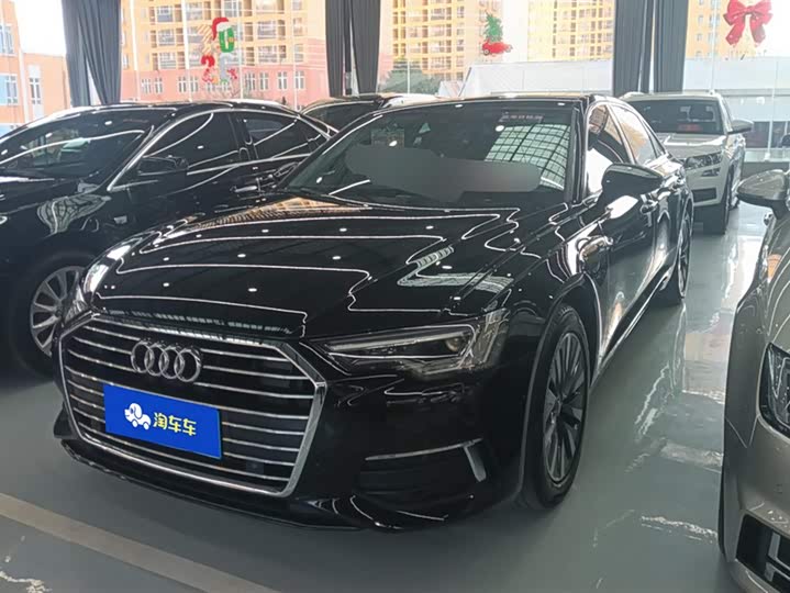 Фото 1 - Audi A6L