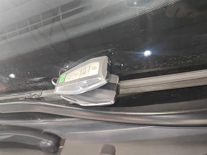 Фото 9 - Geely Emgrand GT