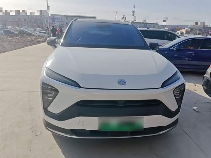 Фото 3 - Nio ES6