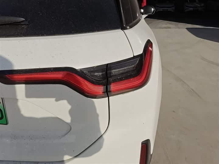 Фото 8 - Nio ES6