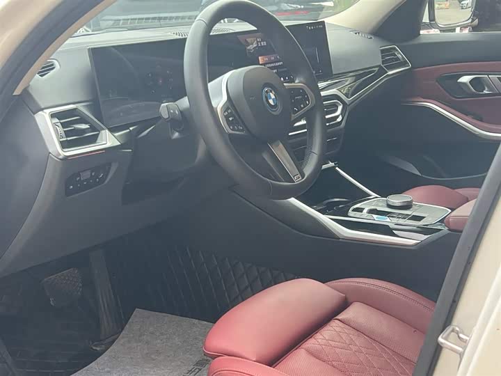 Фото 4 - BMW i3