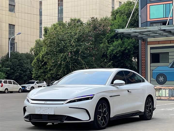 Фото 1 - BYD Han