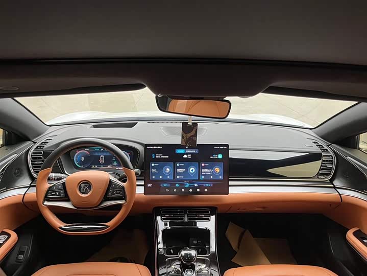 Фото 4 - BYD Han