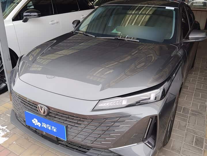 Фото 1 - Changan Yida