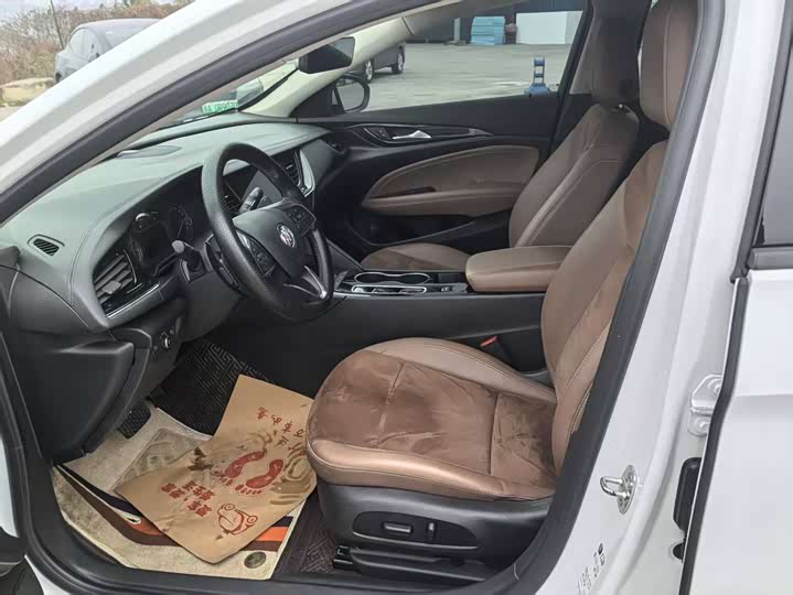 Фото 4 - Buick Regal