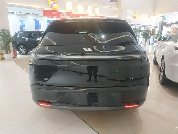 Фото 6 - LiXiang L7