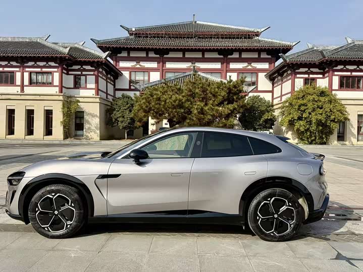 Фото 7 - Xiaomi YU7