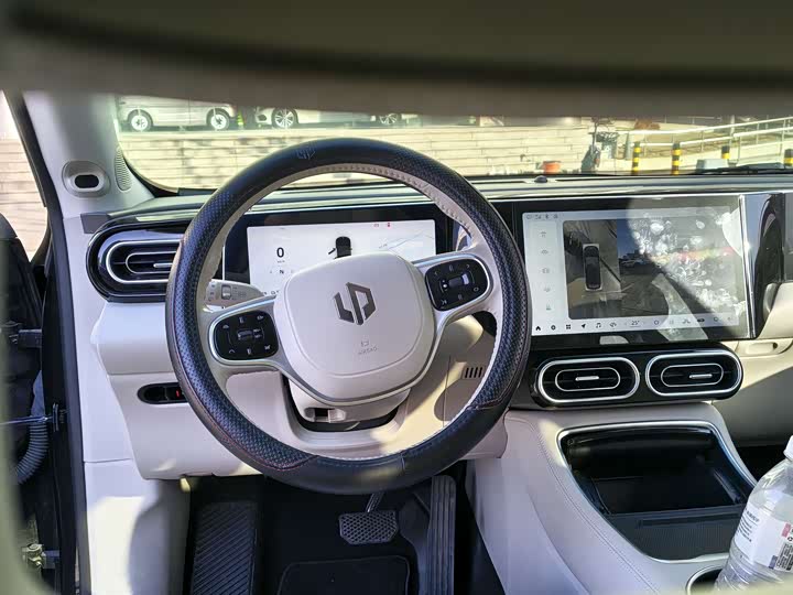 Фото 8 - Leapmotor C11