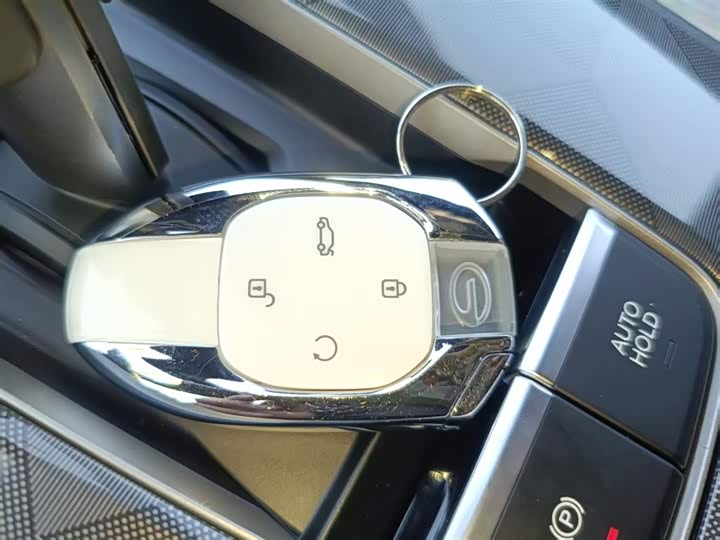 Фото 9 - GAC Trumpchi Empow R