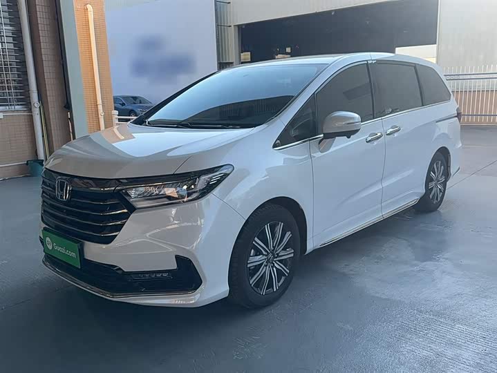 Фото 1 - Honda Odyssey