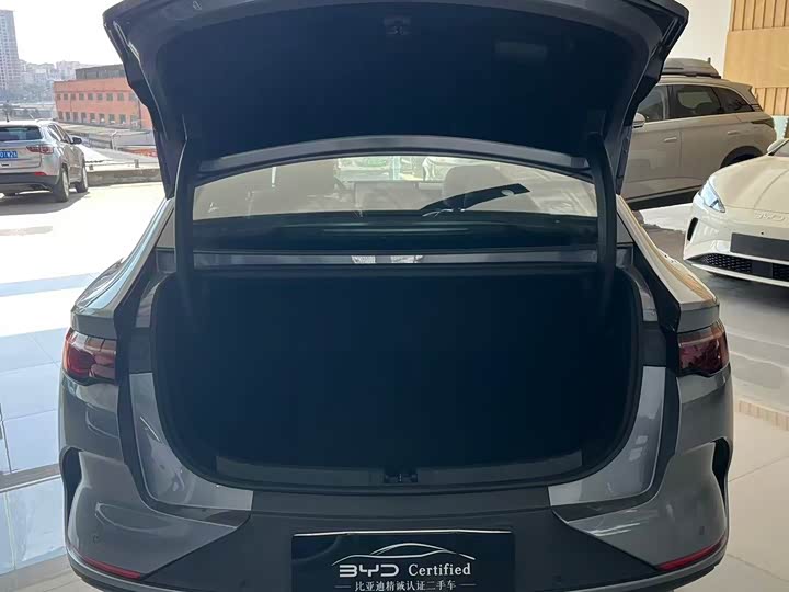 Фото 9 - BYD Qin L