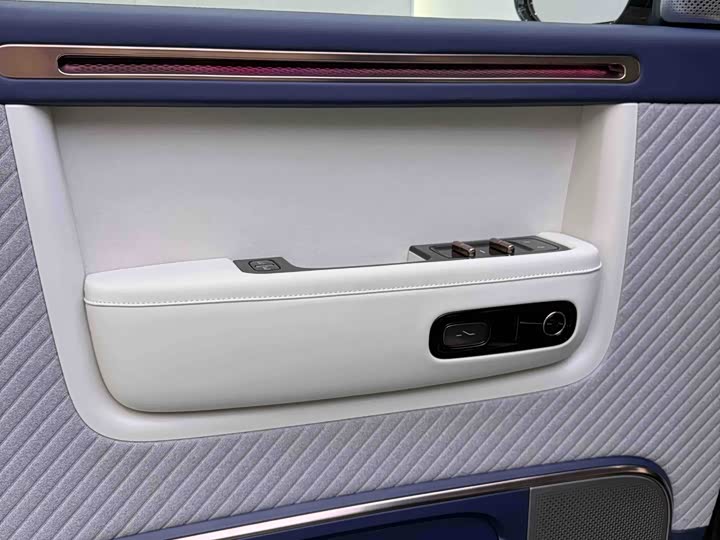 Фото 6 - Zeekr Mix