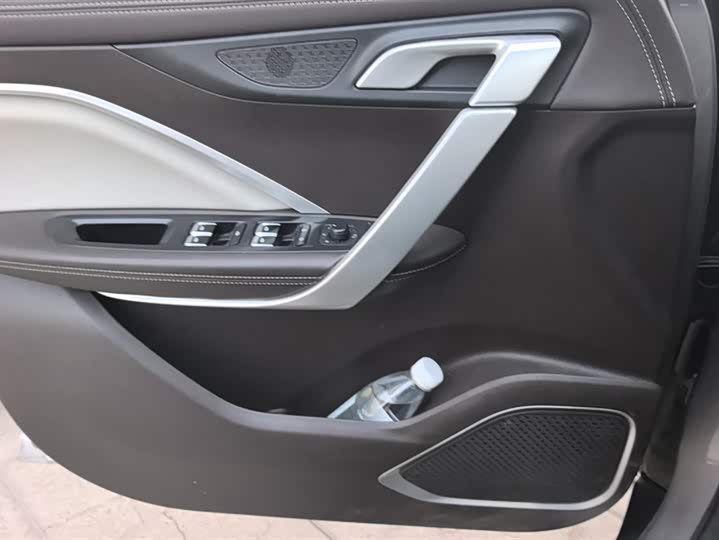 Фото 7 - Geely Jiaji