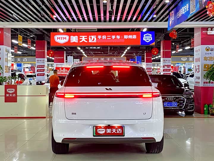 Фото 7 - LiXiang L7