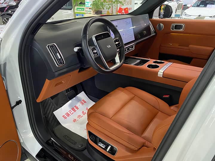 Фото 9 - LiXiang L7