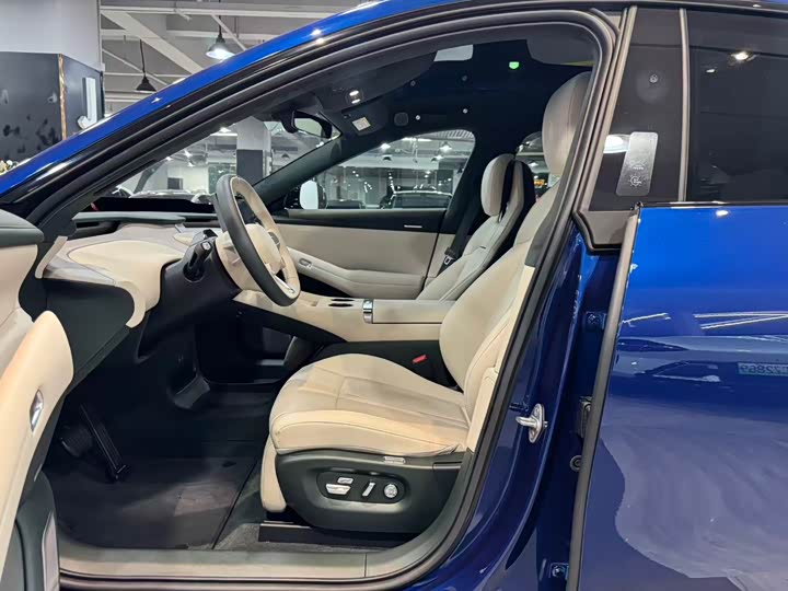 Фото 9 - Xiaomi YU7