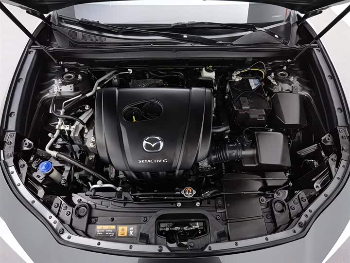 Фото 6 - Mazda CX-30