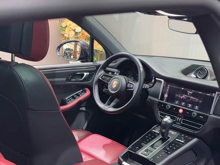 Фото 9 - Porsche Macan