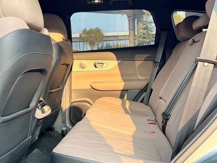 Фото 8 - Chery Fulwin T8