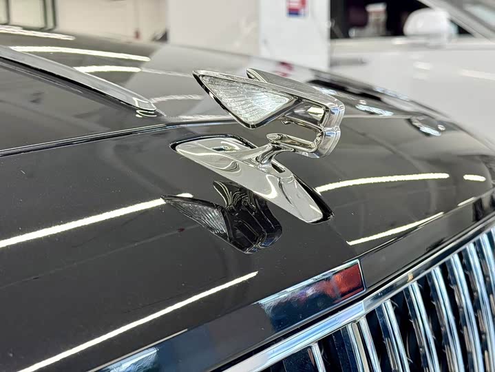 Фото 8 - Bentley Flying Spur