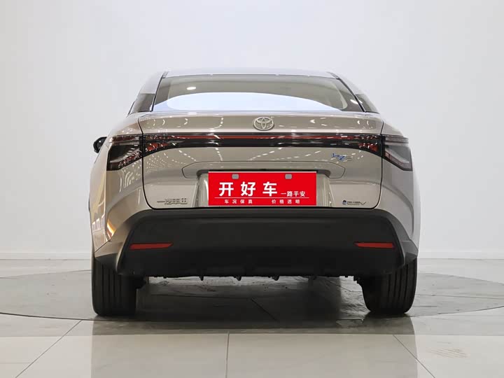 Фото 5 - Toyota bZ3