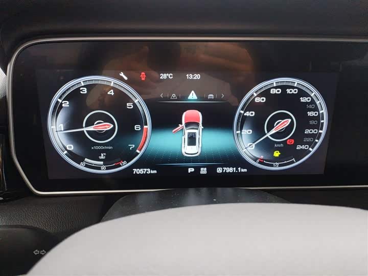 Фото 4 - Hongqi HS5