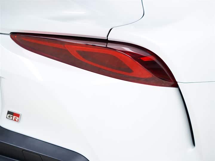 Фото 5 - Toyota Supra