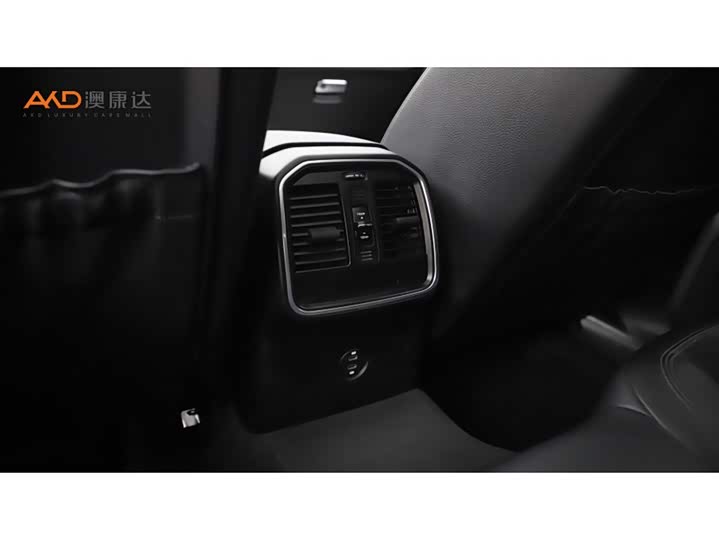 Фото 9 - Porsche Macan