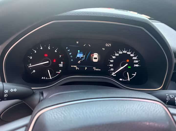 Фото 8 - Toyota Avalon