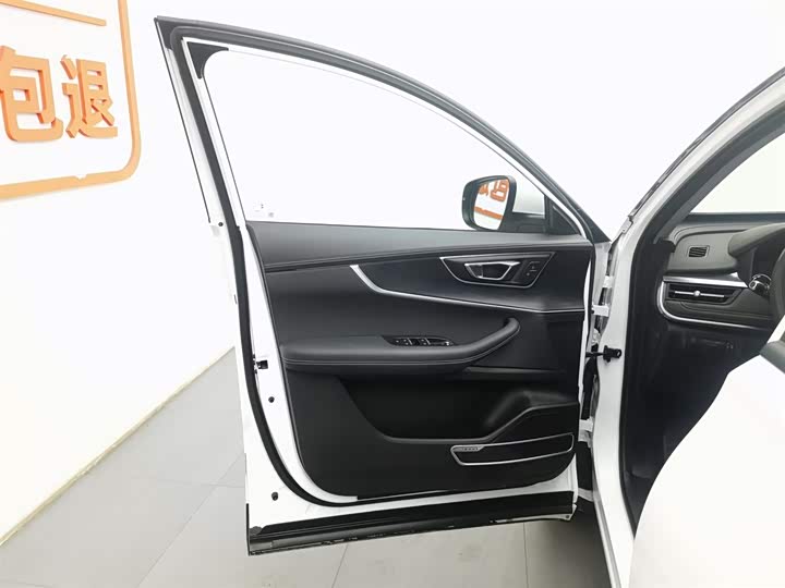 Фото 8 - Chery Tiggo 8