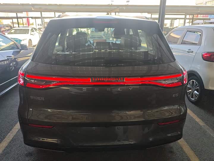 Фото 6 - Geely Galaxy E5