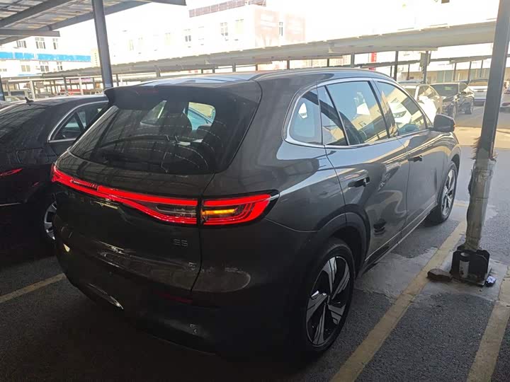 Фото 7 - Geely Galaxy E5