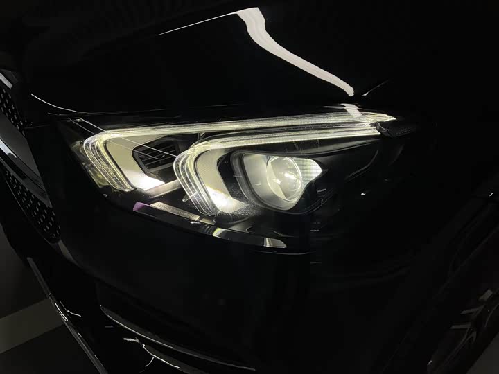 Фото 4 - Mercedes-Benz GLE-Class