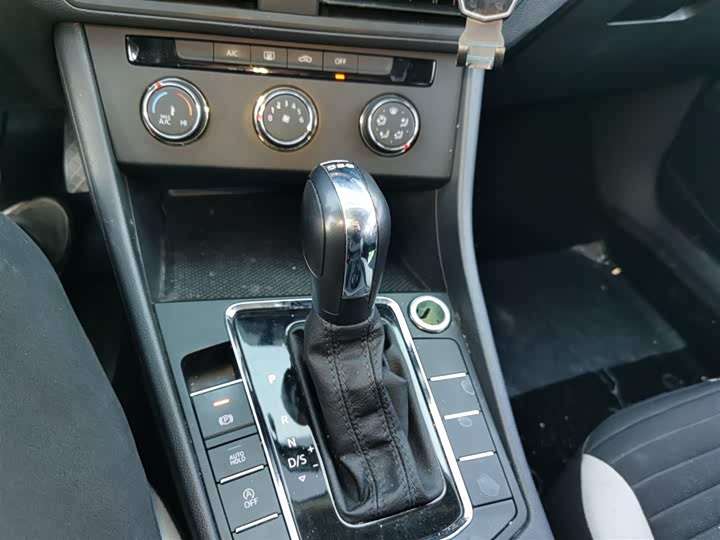 Фото 7 - Volkswagen Bora