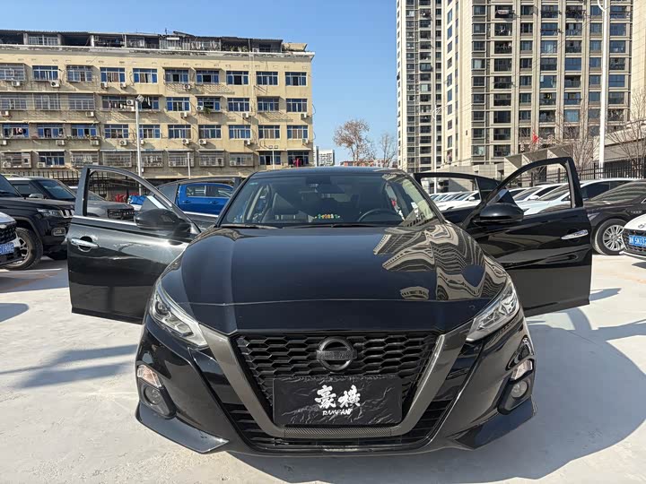 Фото 2 - Nissan Teana