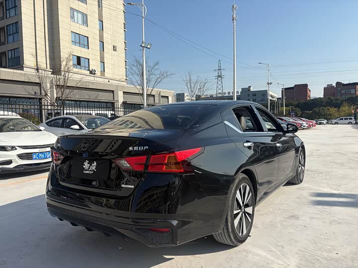 Фото 6 - Nissan Teana