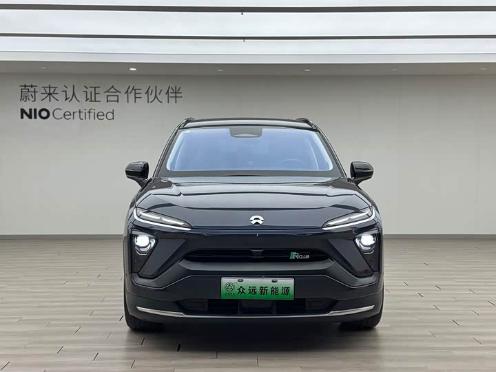 Фото 2 - Nio EC6