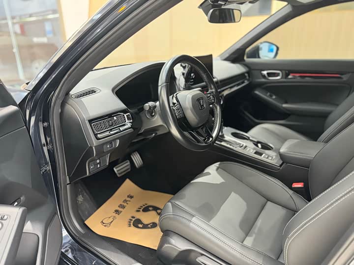 Фото 6 - Honda Civic