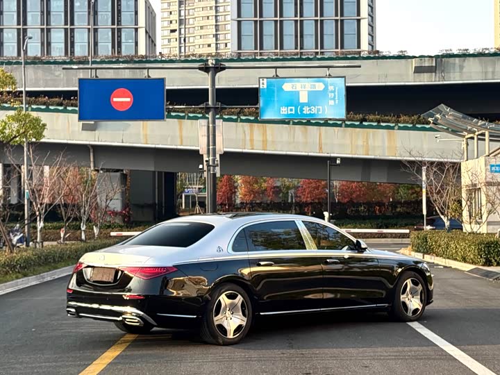 Фото 8 - Mercedes-Benz Maybach S-Class