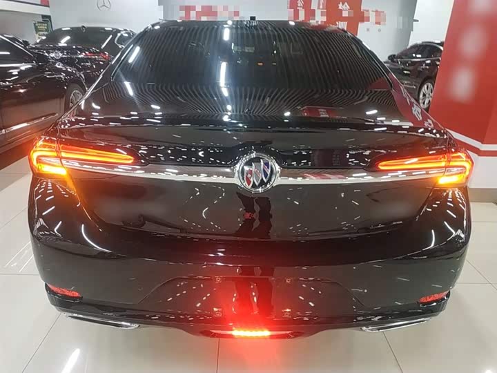 Фото 6 - Buick LaCrosse