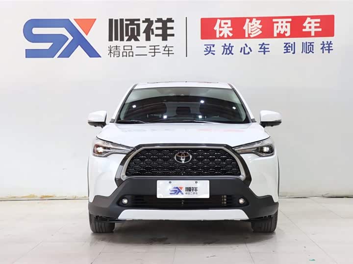 Фото 2 - Toyota Corolla Cross