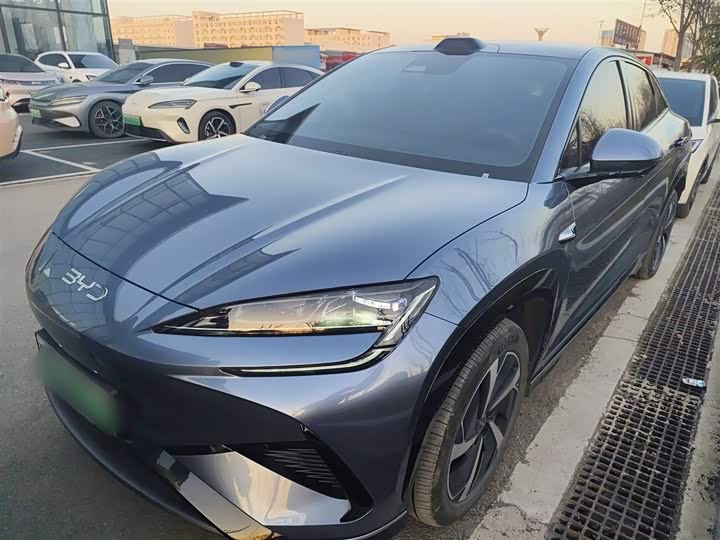 Фото 2 - BYD Sea Lion 07 EV