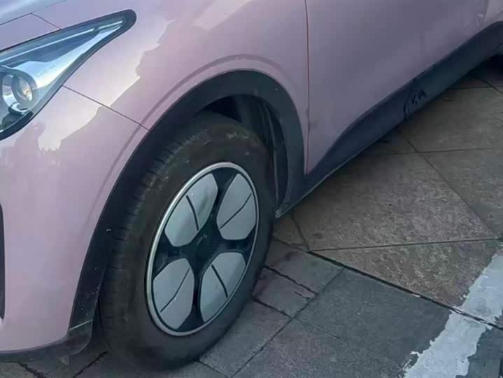 Фото 6 - Geely Galaxy Geome