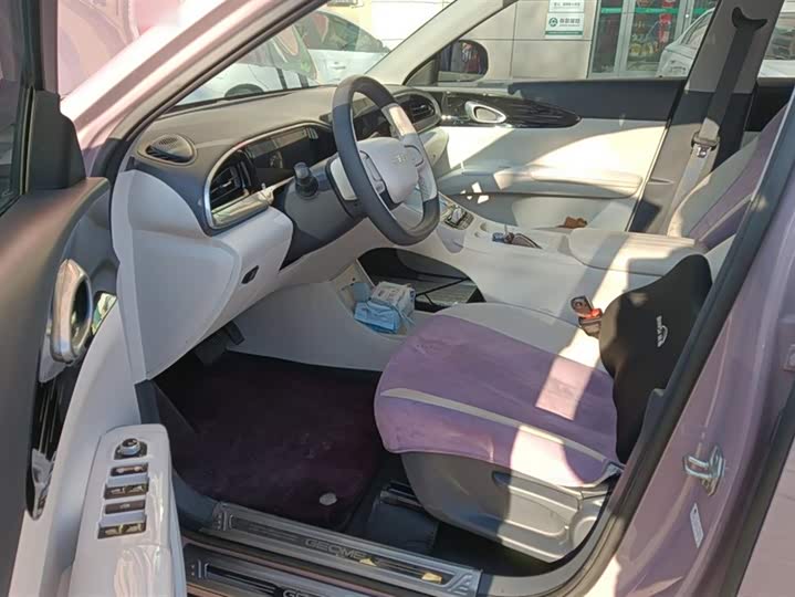 Фото 7 - Geely Galaxy Geome